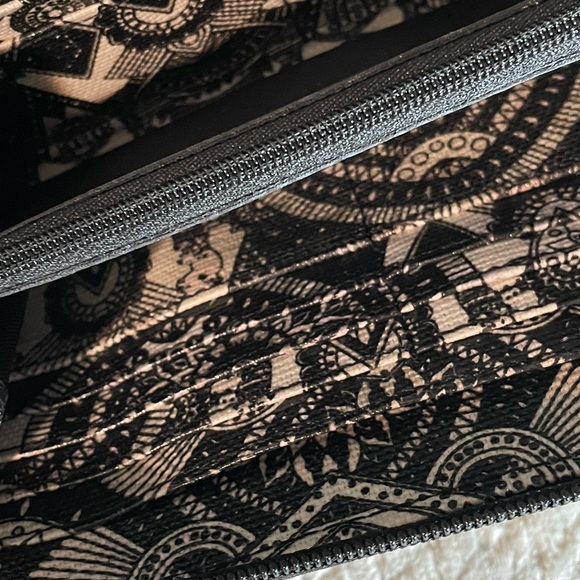 Sakroots large smartphone crossbody bag clutch purse adjustable strap EUC - Picture 8 of 10